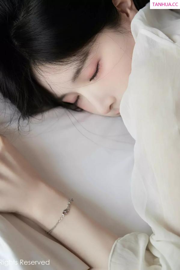 Carina Lee Carina布丁 [XiuRen]高清写真图 2025.05.23 No.10319 布丁wow 魅惑黑丝第72张图片